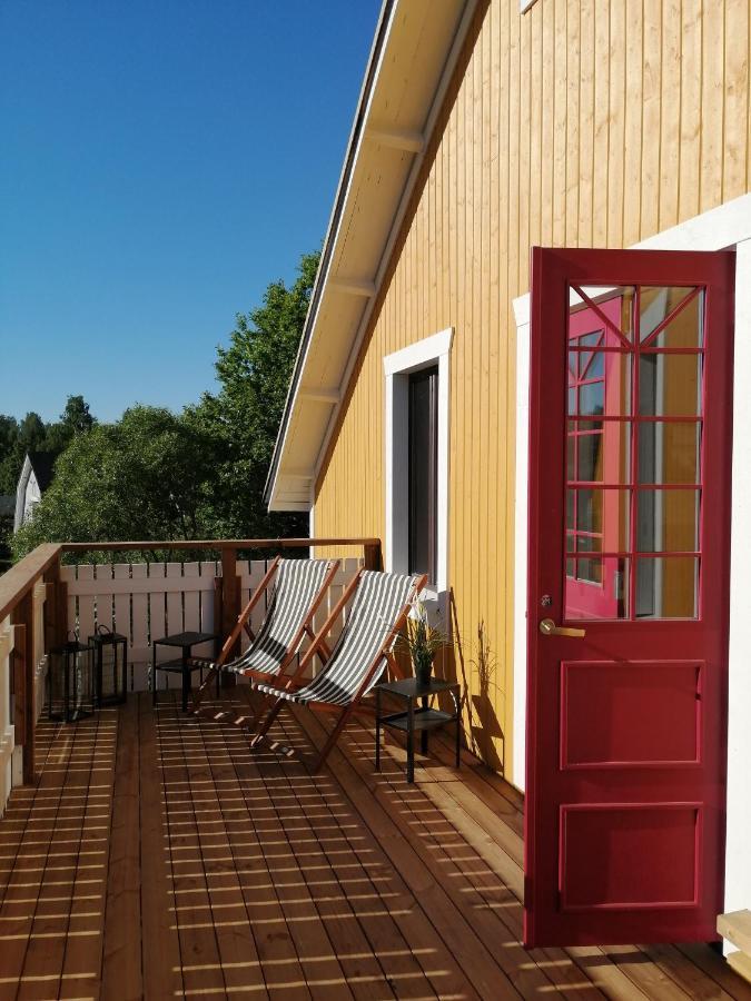 Guesthouse Lokinlaulu Kotka Exterior photo